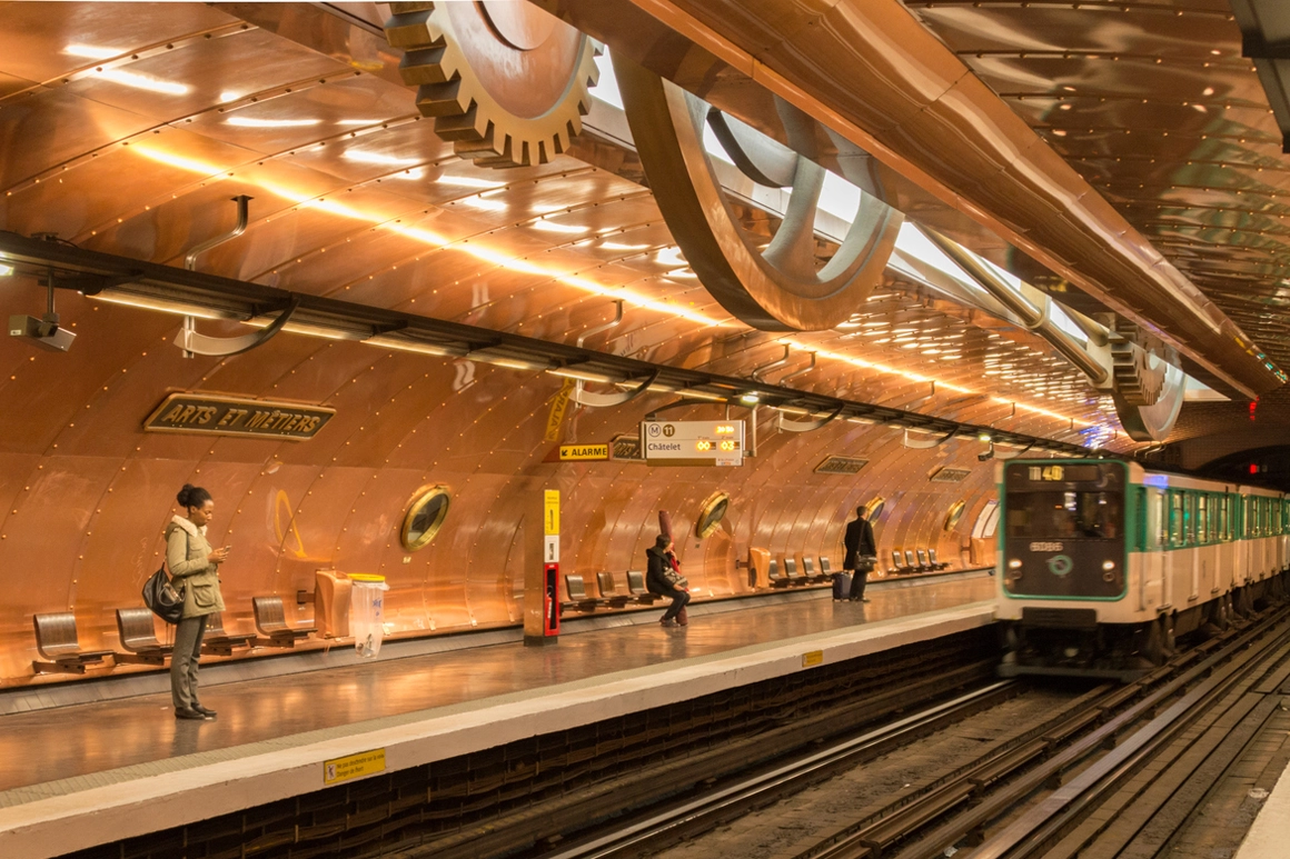 Estación Arts et Métiers de París