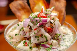 Aprende a preparar un ceviche peruano clásico paso a paso