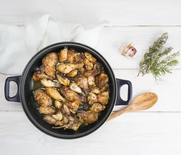 Pollo al ajillo.
