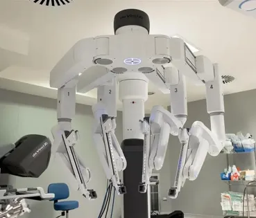 Imagen del nuevo robot quirúrgico Da Vinci.