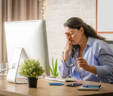 Eye strain occurs when we force our eyesight for hours on tasks that require a high level of concentration.