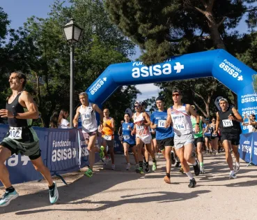 Casi 300 personas se inscribieron en la primera edición de la Carrera Fundación ASISA que se celebró en 2025.