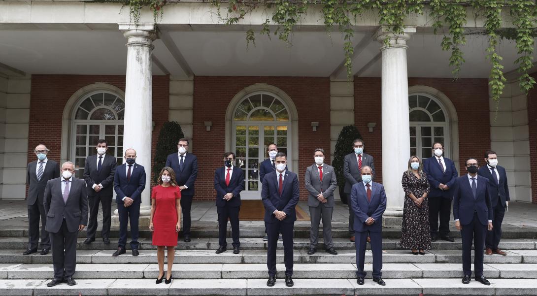 El encuentro contó con la presencia de Pedro Sánchez, la ministra de Trabajo y Economía Social, Yolanda Díaz, y una delegación de la Junta Directiva de la Confederación Empresarial Española de la Economía Social (CEPES).