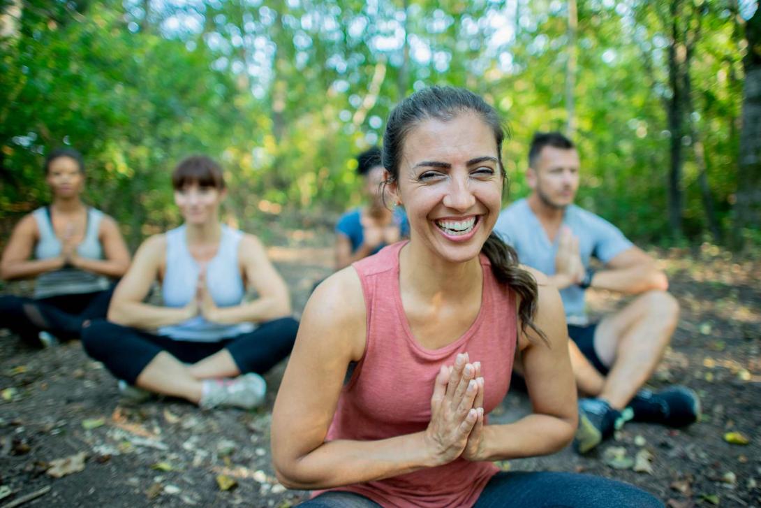 El yoga de la risa, una opción para ser más feliz